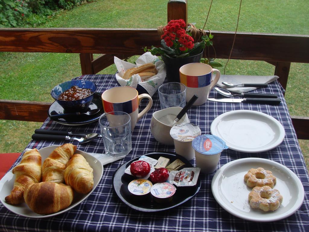 Forest View B&B Gavi Bagian luar foto